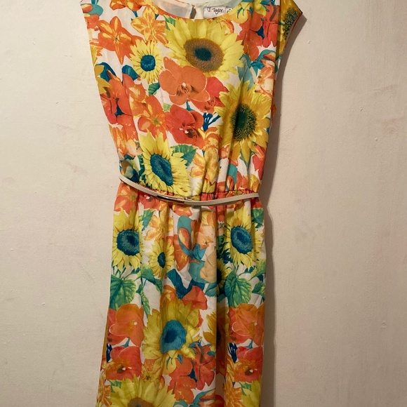 J.Taylor sz 10 Sunflower Multi Floral Print Sleeveless Dress NWT - Picture 1 of 14